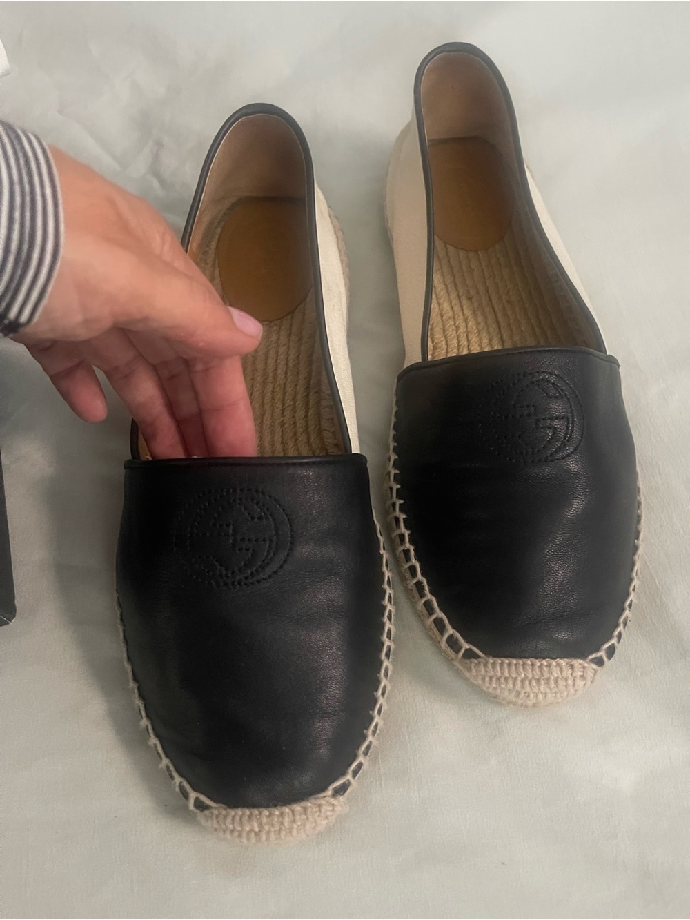 Gucci Black Leather and Cream Espadrille Flats